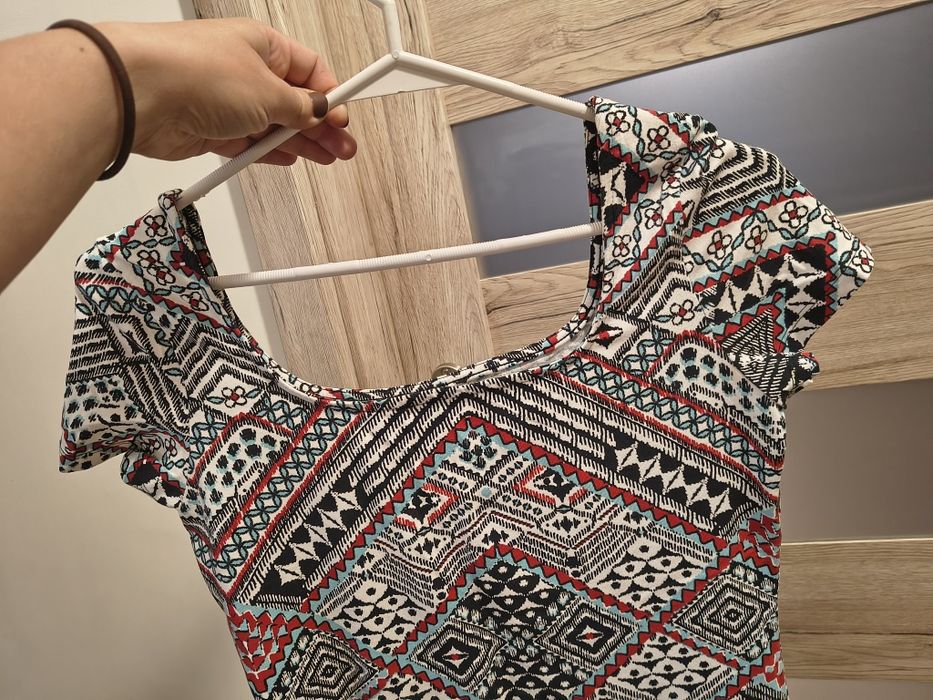 Wzorzysta sukienka mini XS/S