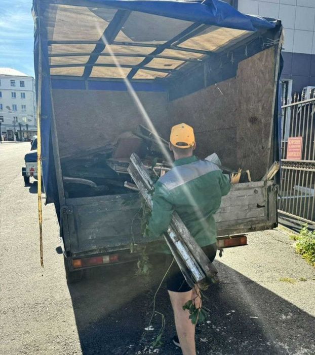 Вывоз хлама мебели вещей, Вывоз мусора в Харькове, Вывоз мусора газель