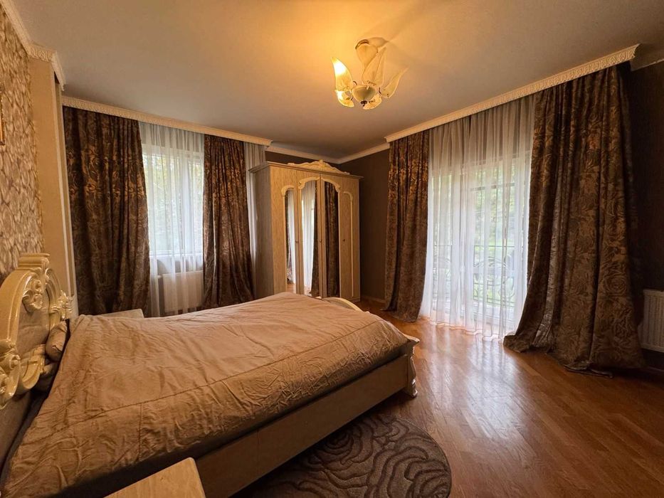 Затишний будинок 180 м² з каміном і садом у Басівці р-н Грант Резорту