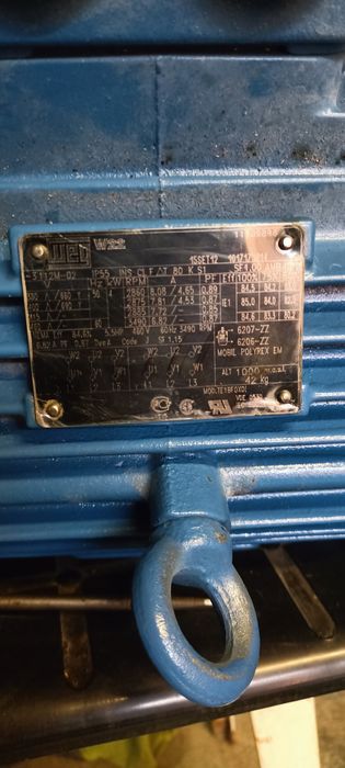 Электродвигатель WEG 4 квт 3000 об 112м-02 фланцевый новый