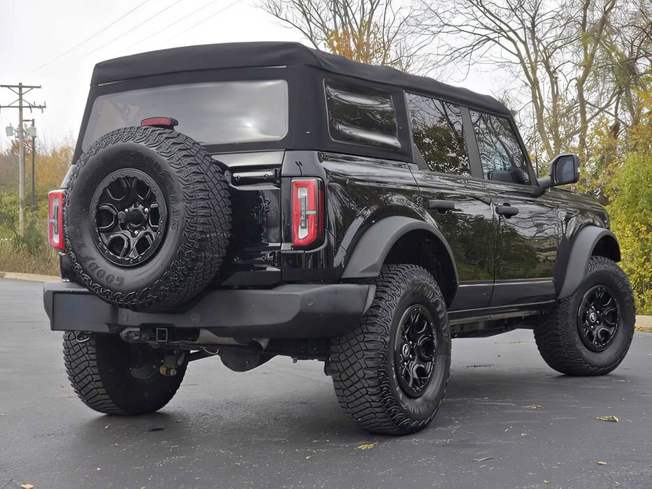 Ford Bronco      2022