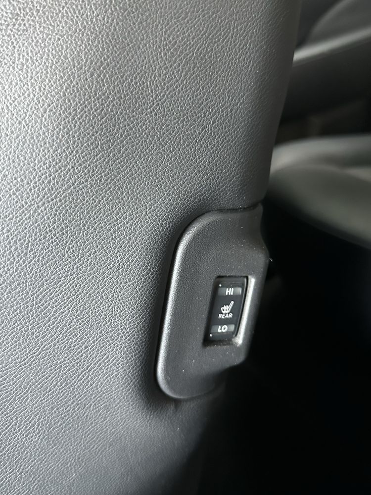 Nissan leaf 2013