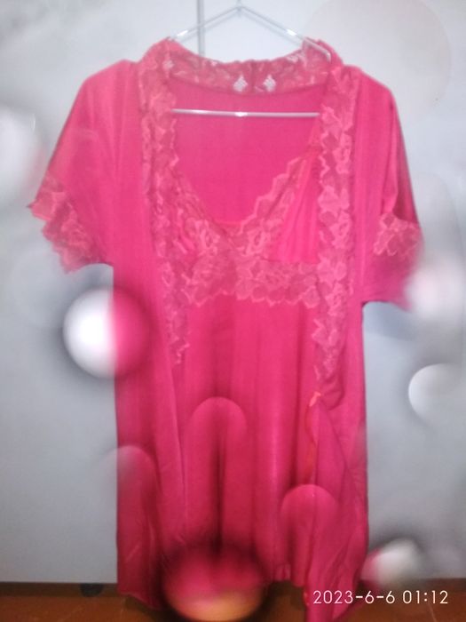 Нічна з халатом)))