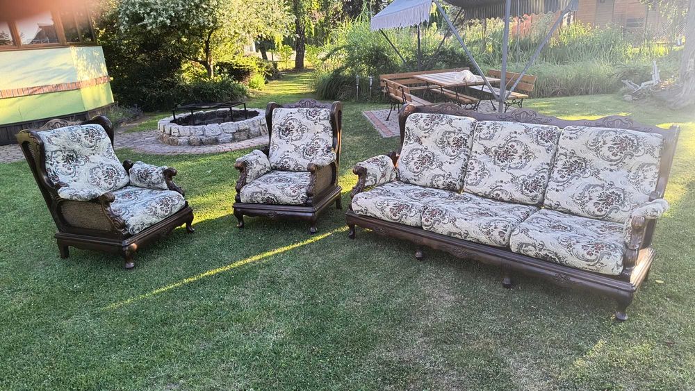 Stylowy komplet wypoczynkowy 3+1+1