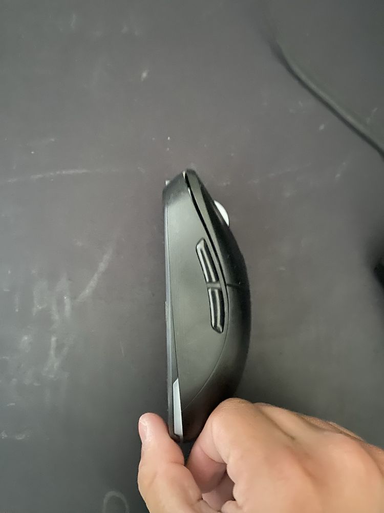 Newskill arakne elite como novo