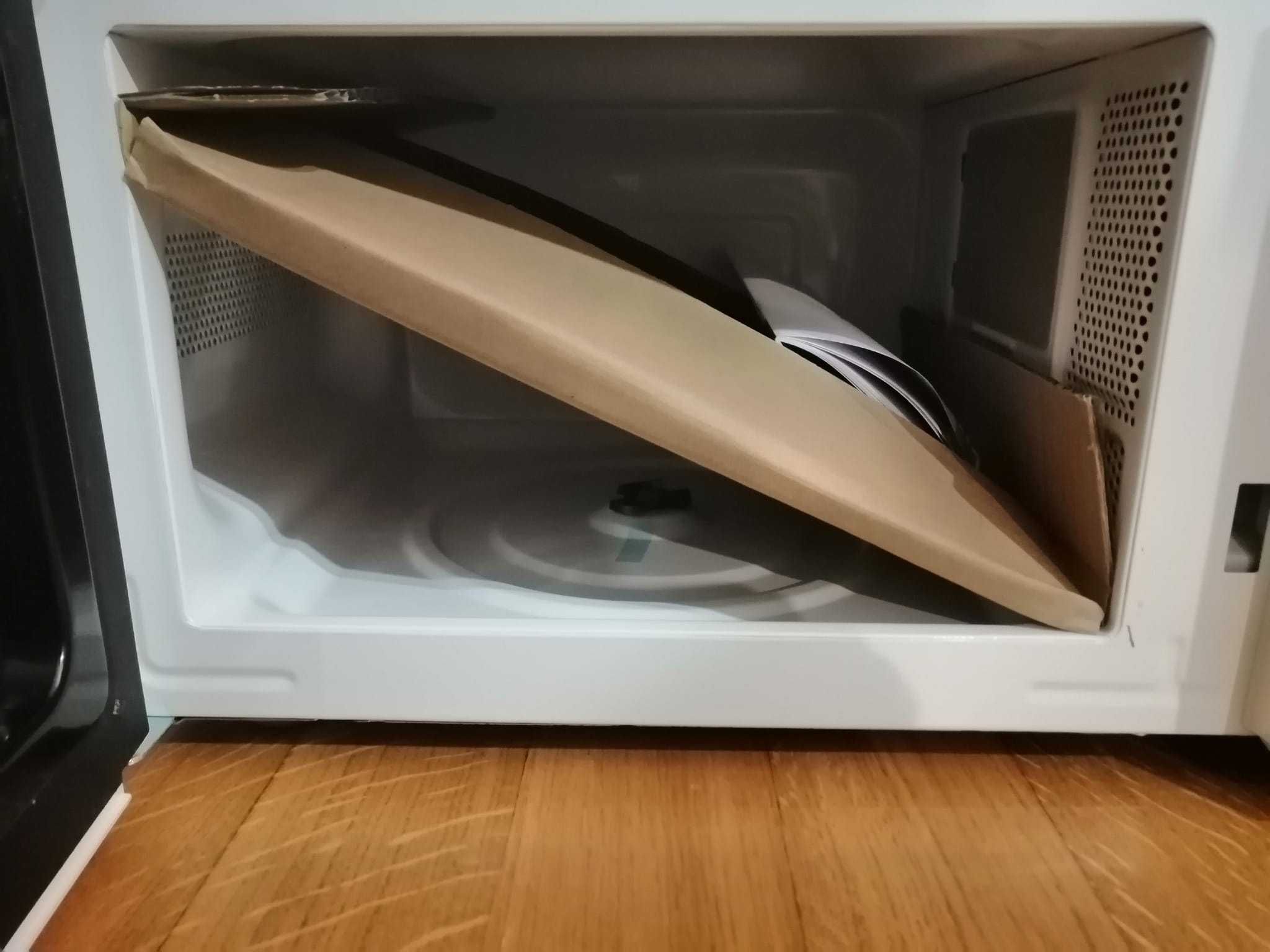Micro-ondas 20L NOVO