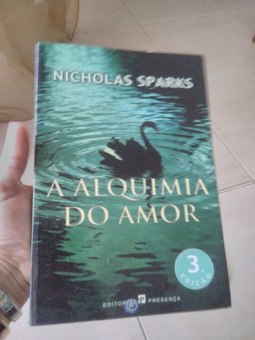Livro " A alquimia do Amor "