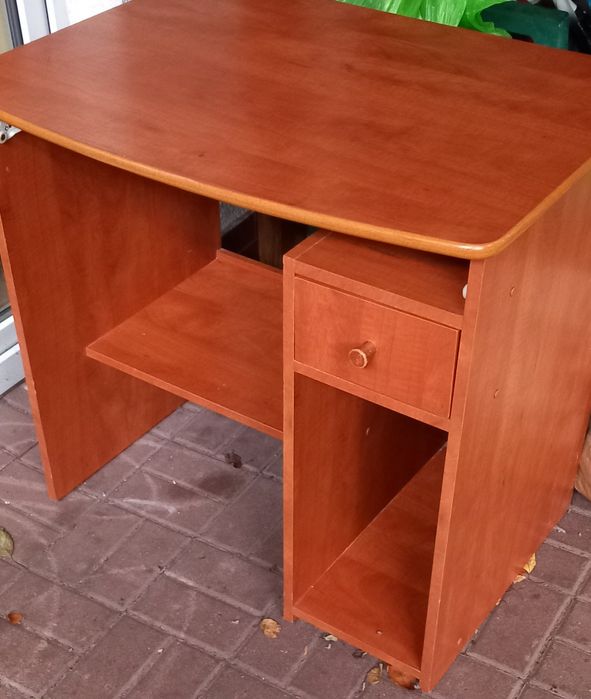 Stół 80 x 60 x 76 cm Oddam