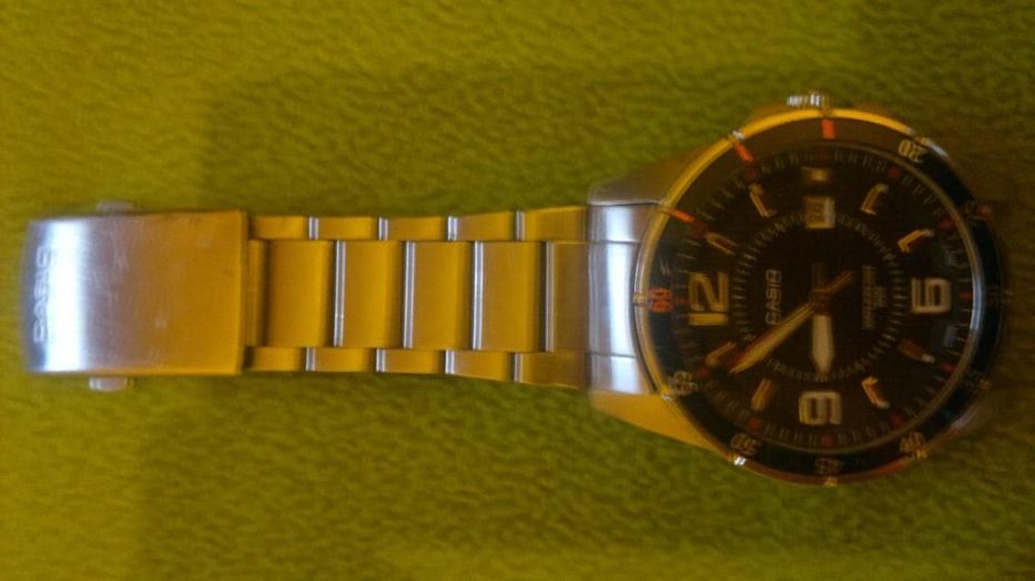CASIO zegarek na baterie 100% sprawny