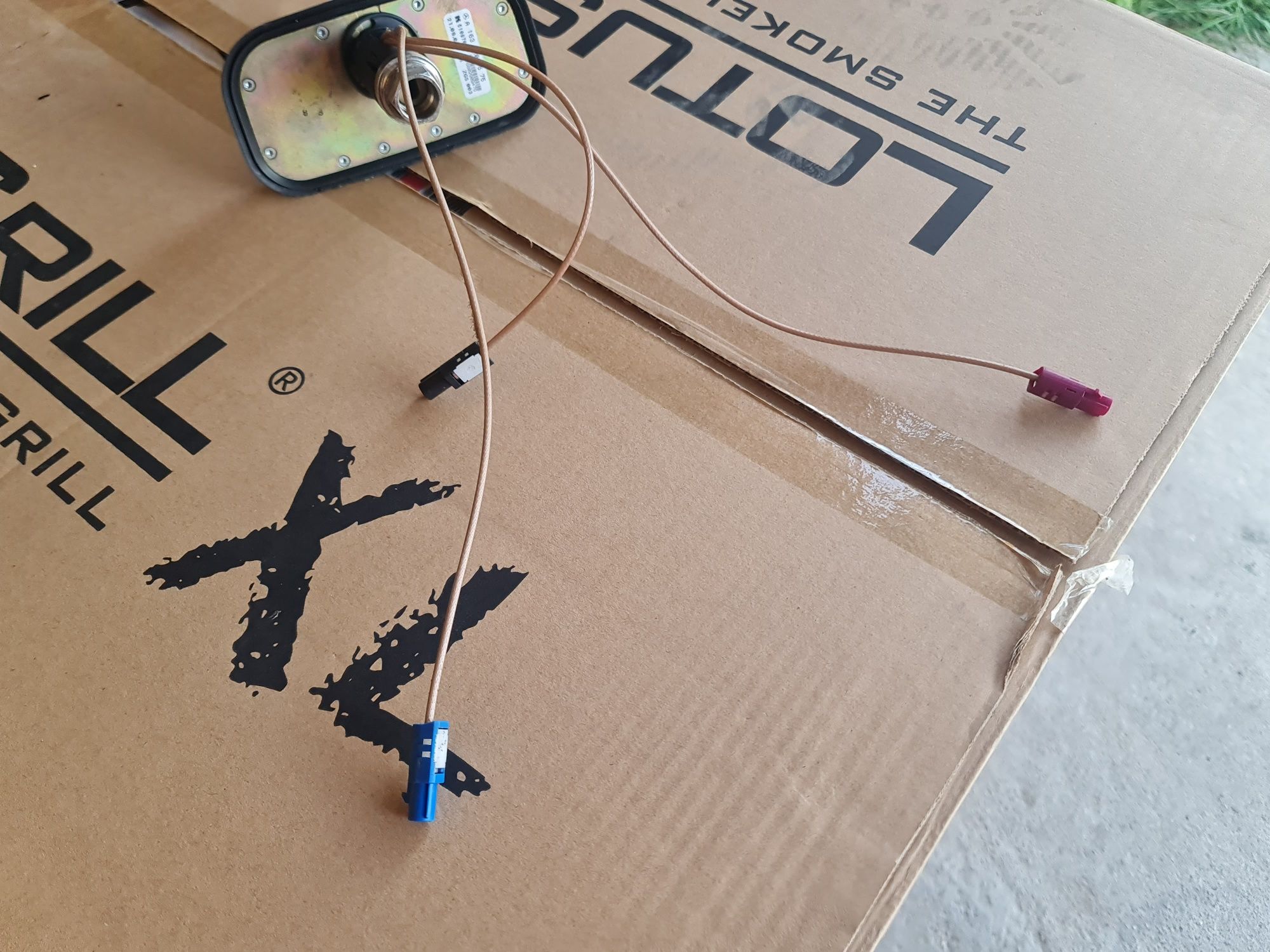 Antena dachowa mercedes w163 . ML . Bdb . Orginal .