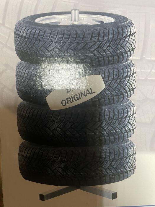 Stojak na felgi albo koła