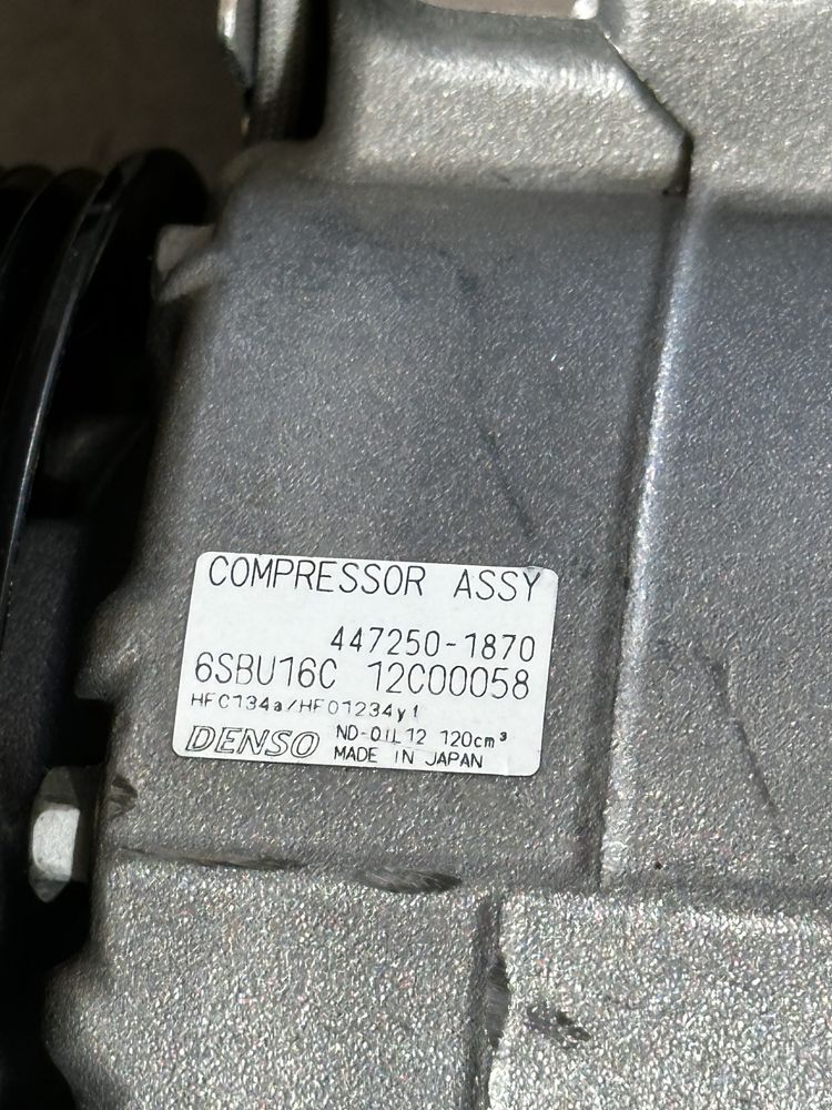 Компресор кондиціонера Sprinter W906 W907 OM651 W205 2.2 W213