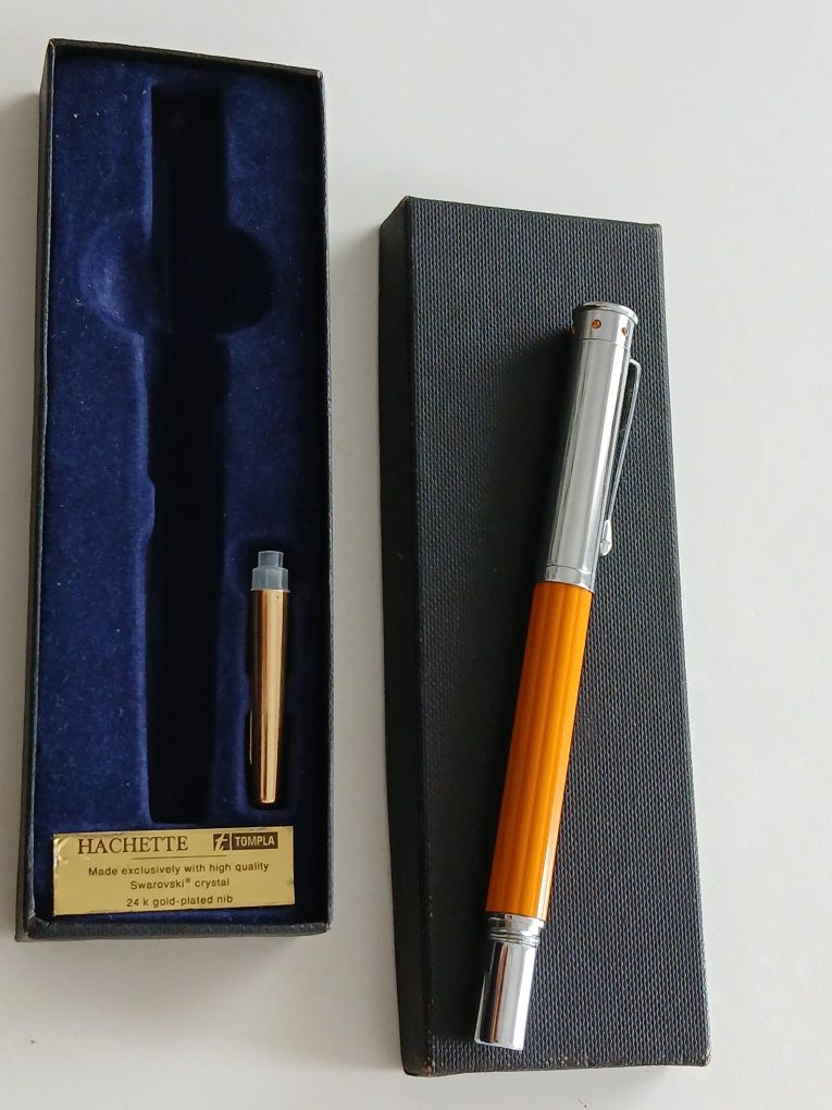 Caneta tinta permanente da Hachette Tompla