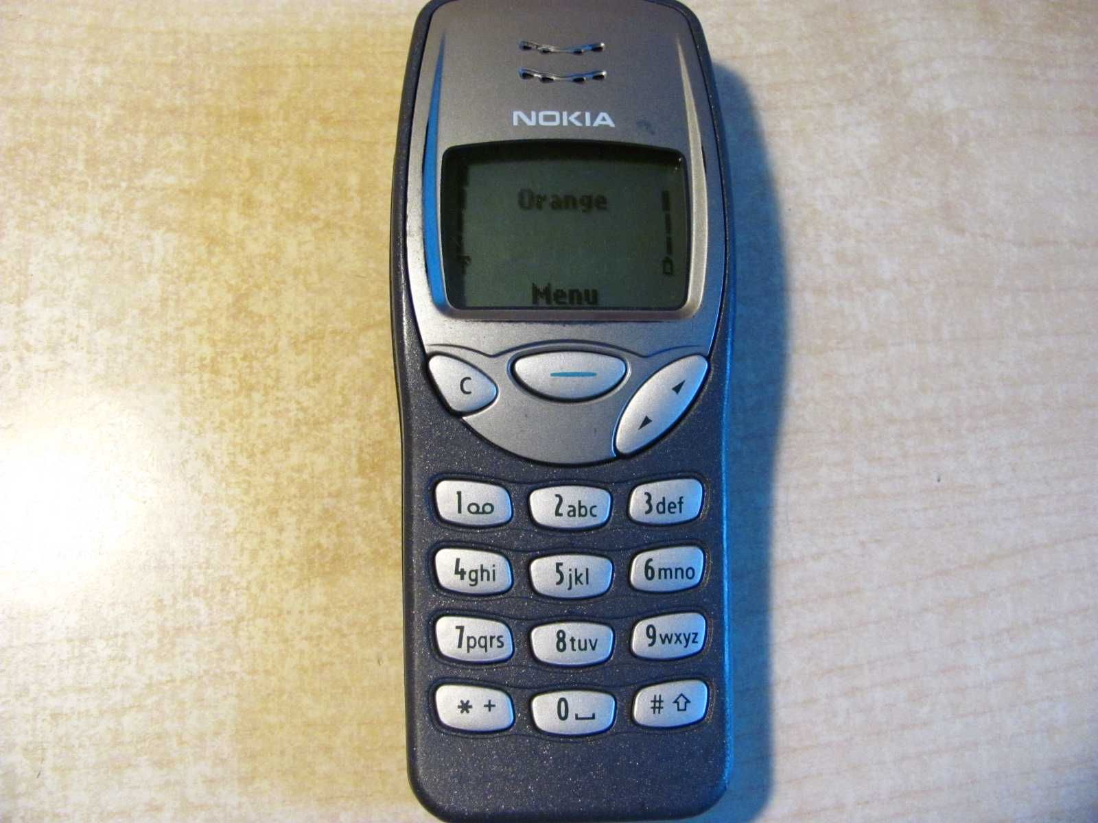 Stary telefon komórkowy Nokia 3210 - niedrogo sprzedam