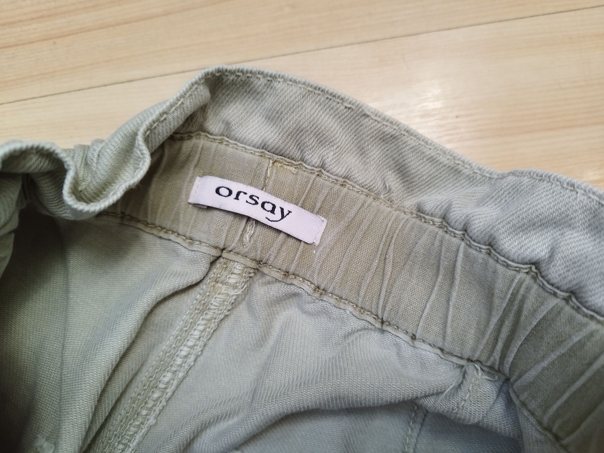 Orsay jeansy na gumce M