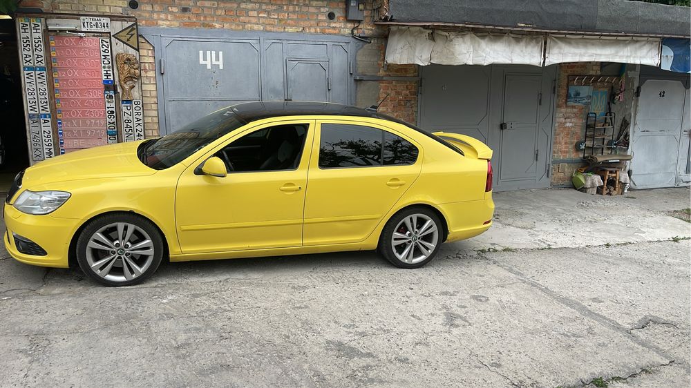 Шкода Октавія 2.0 Rs