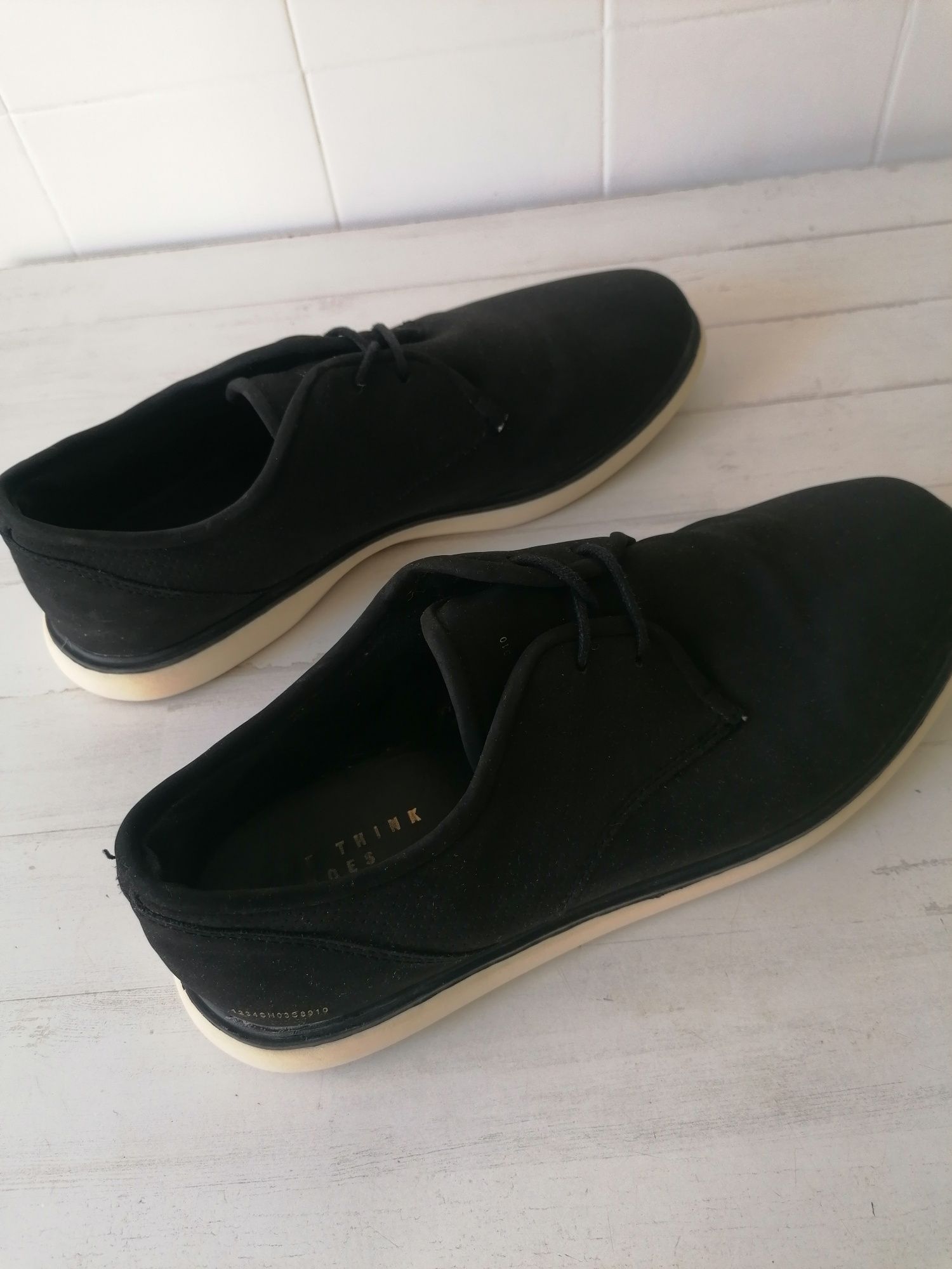 Sapatos Pretos Bershka - Tamanho 42 - Como Novos
