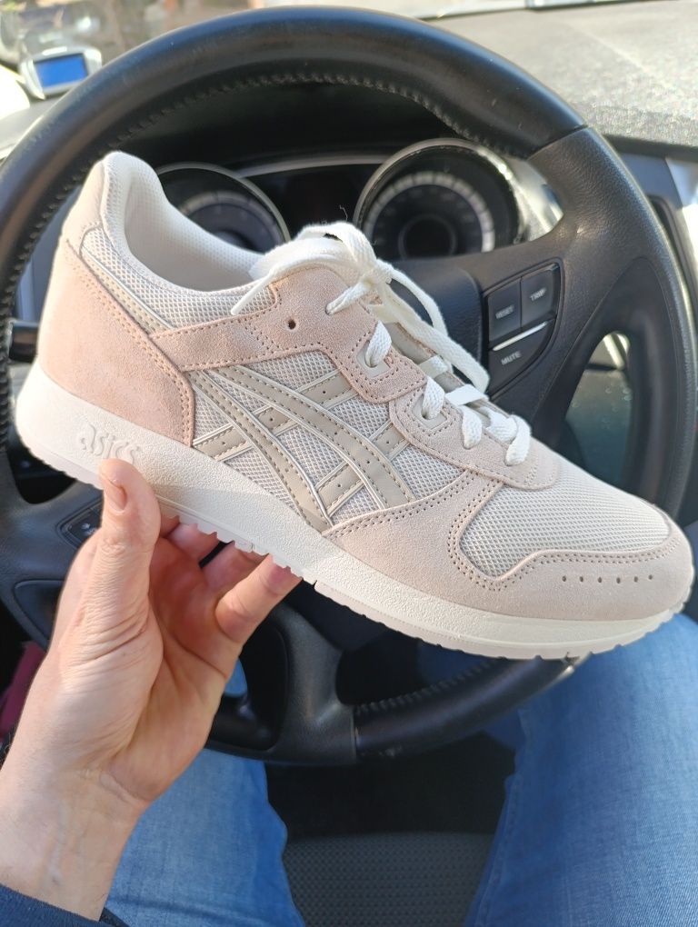 ASICS Lyte Classic original p. 42(26,5) нові