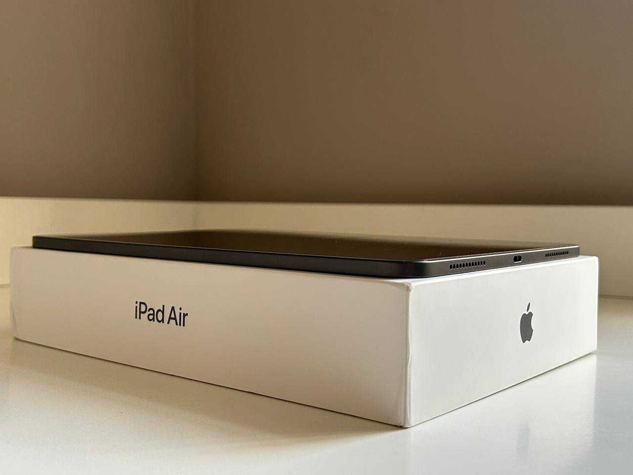 Планшет Apple iPad Air, 64GB, Wi-Fi, Space Gray (2022) з гарантією