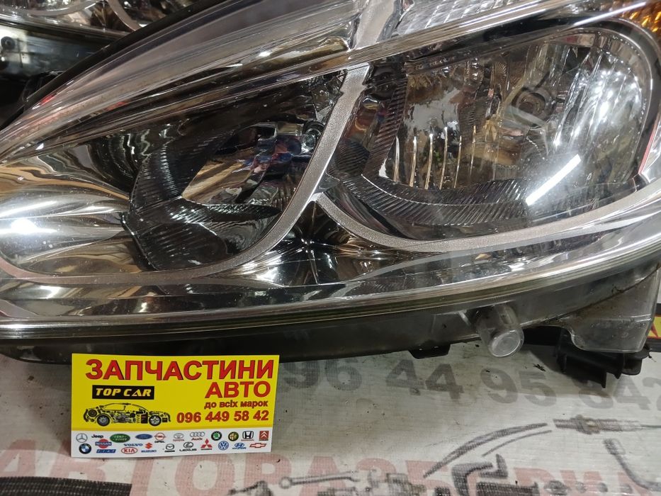 Фари фари на Пежо 208 Peugeot 208 Original .