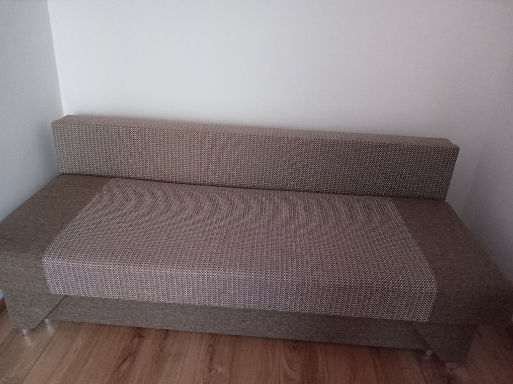 Wersalka rozkładana z wnęką