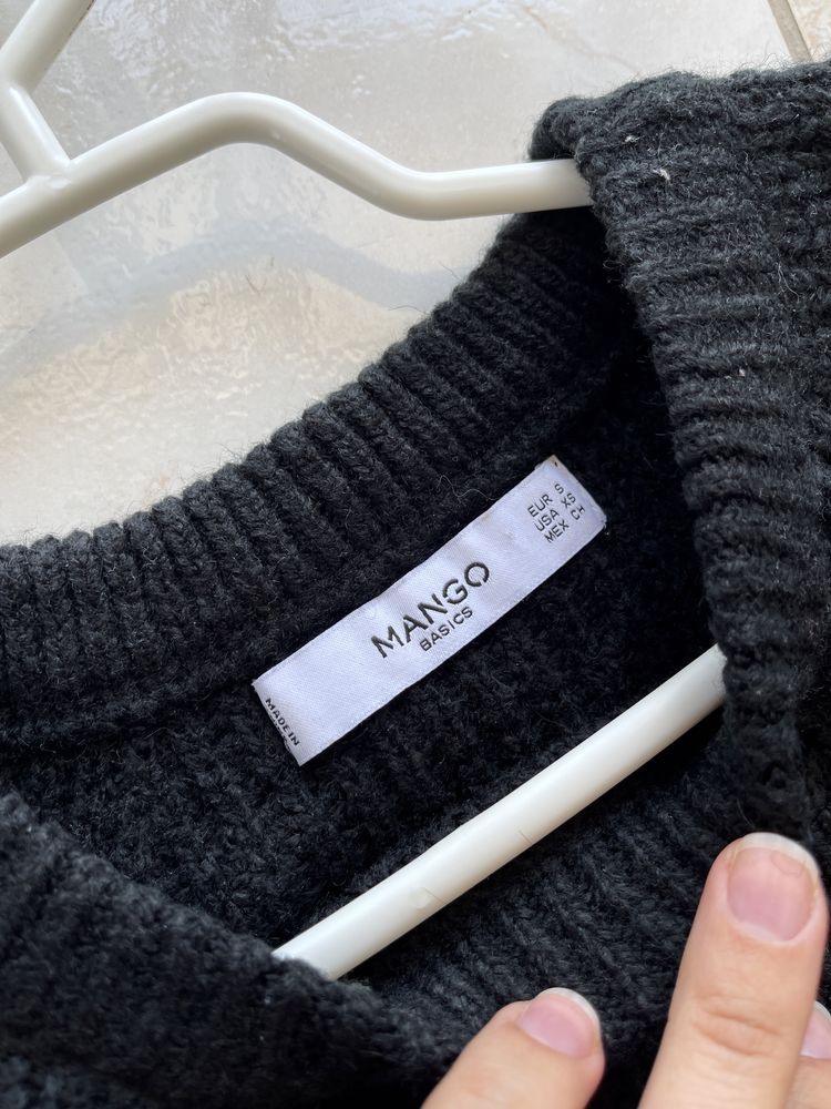 Базовий светр mango чорний жіночий / Черный свитер Mango