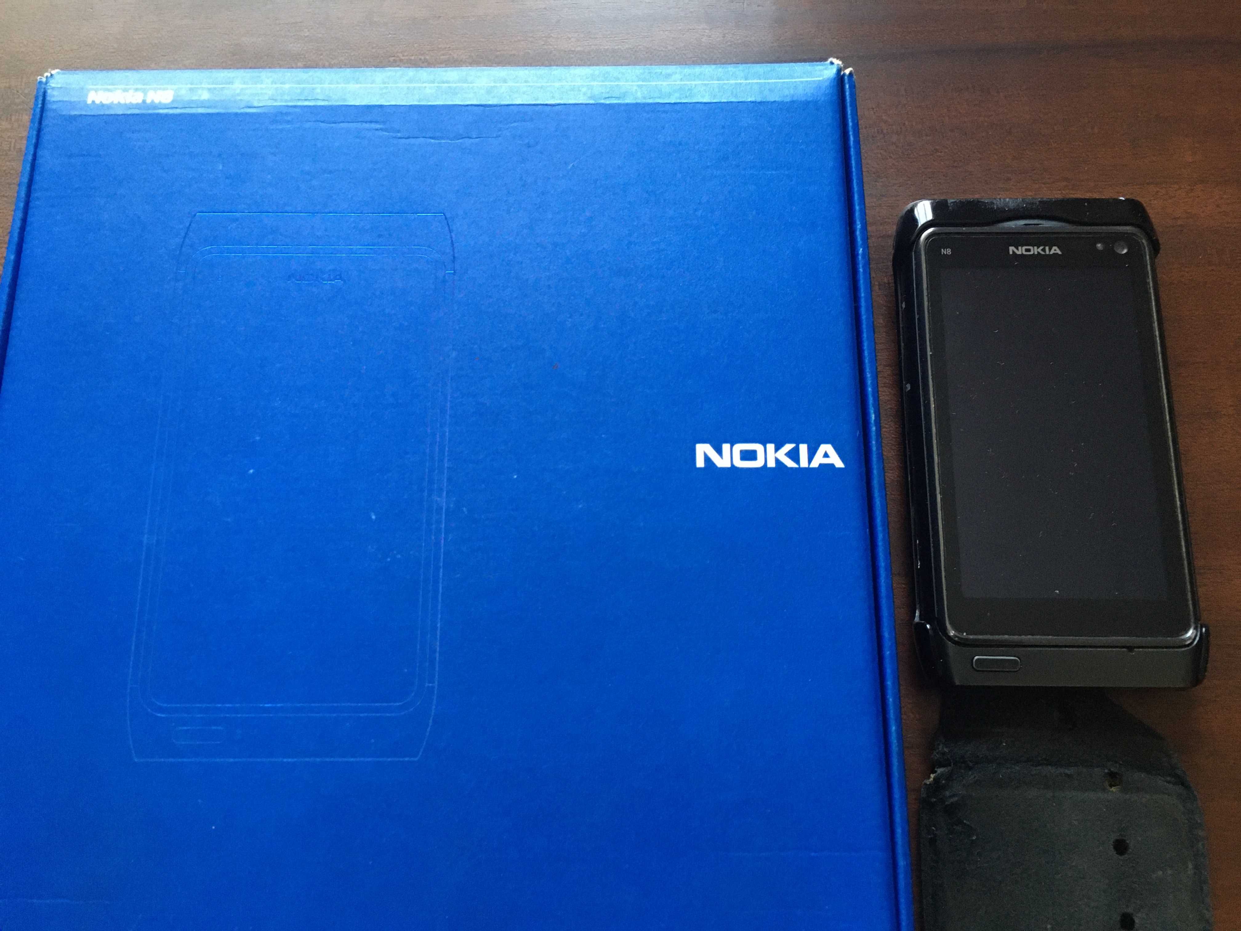 Мобільний телефон, смартфон  Nokia N8.