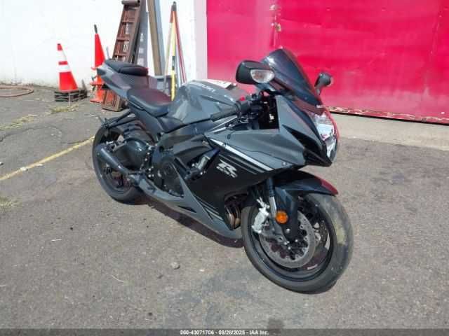 2025 SUZUKI gsx-r600