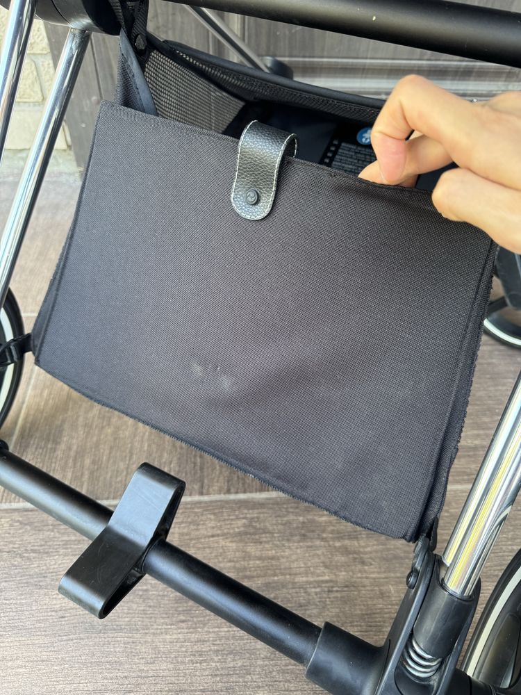 Cybex Priam 2в1 у кольорі Pearl Grey