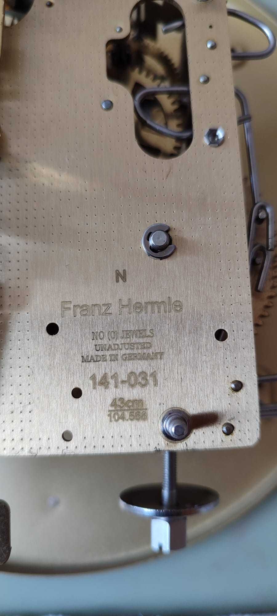 400 Zegar wiszący mechaniczny Franz Hermle N