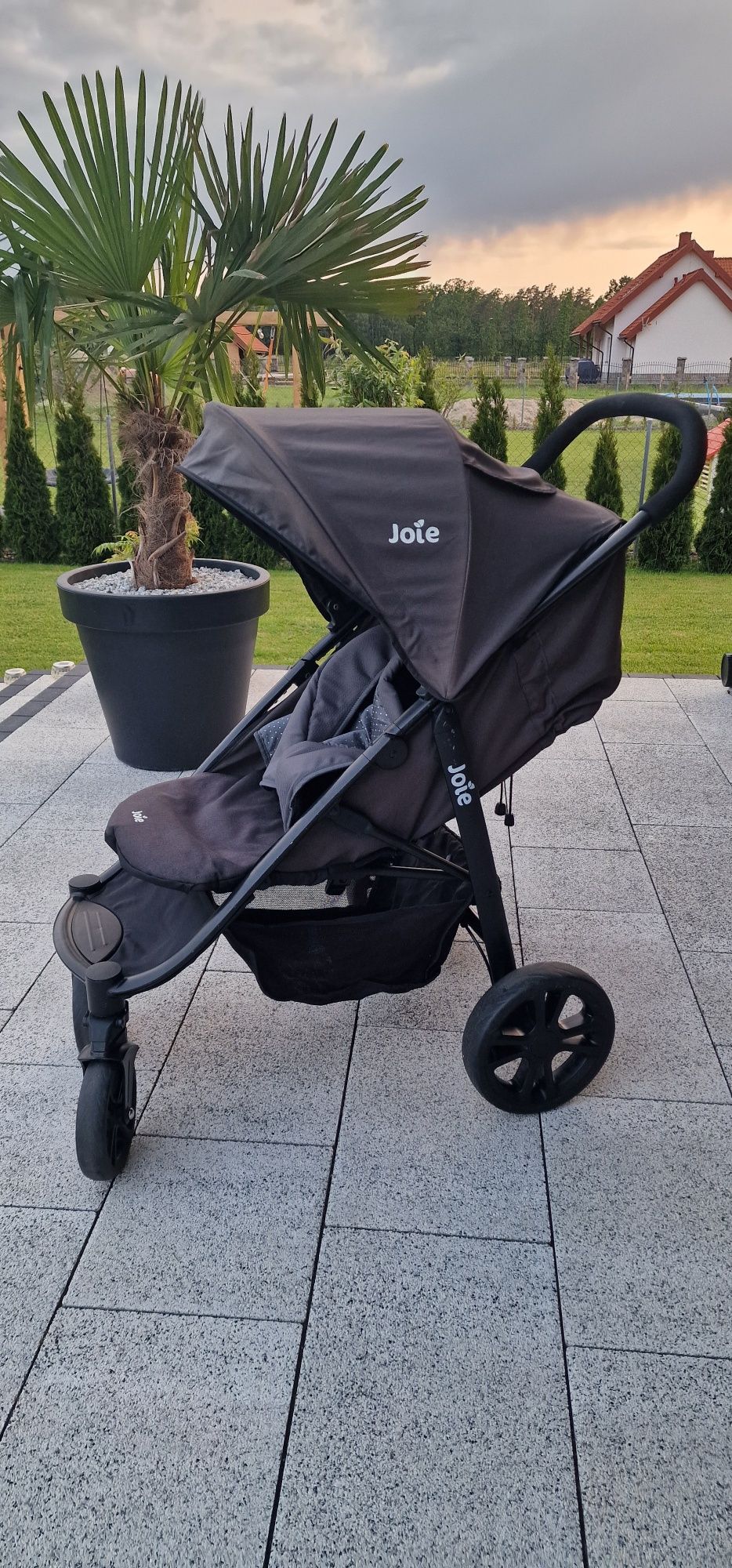 Wózek spacerówka Joie Litetrax Pro plus nosidełko