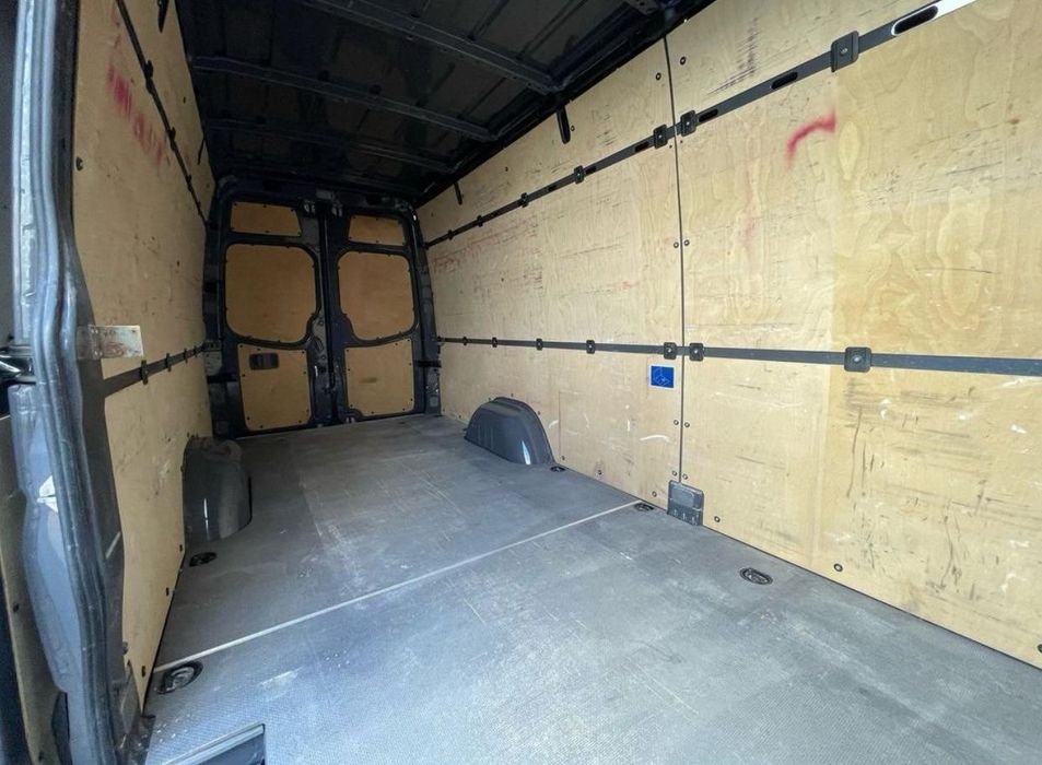 Вантажні перевезення меблів грузоперевозки 5т доставка перевозка такси