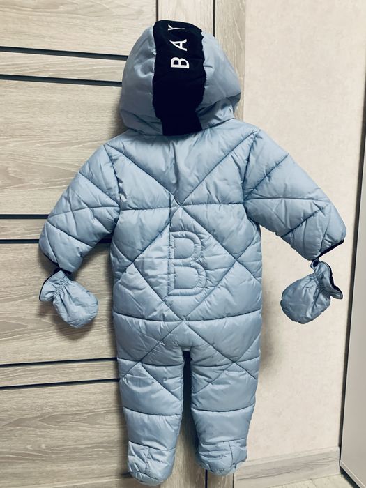 Продам зимовий комбінезон на хлопчика розмір 9-12 м бренду  TED BEKER