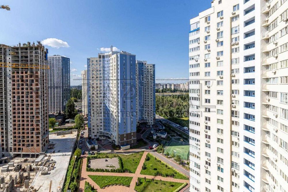 Аренда  Квартира  проспект Глушкова Академика Голосеево Киев