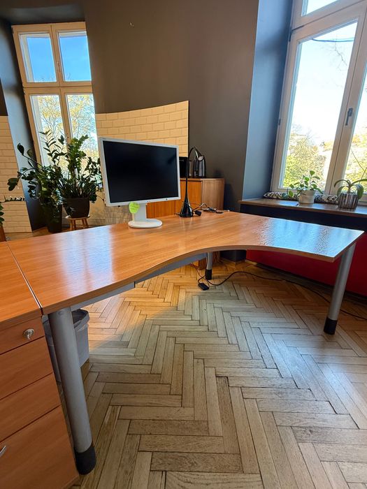 Biurko w kształcie litery L + szafka