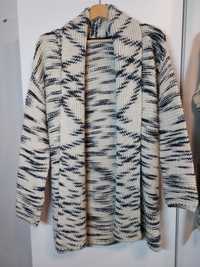 Długi sweter 38/M kremowy kardigan ciepły sweter rozpinany bluza top M