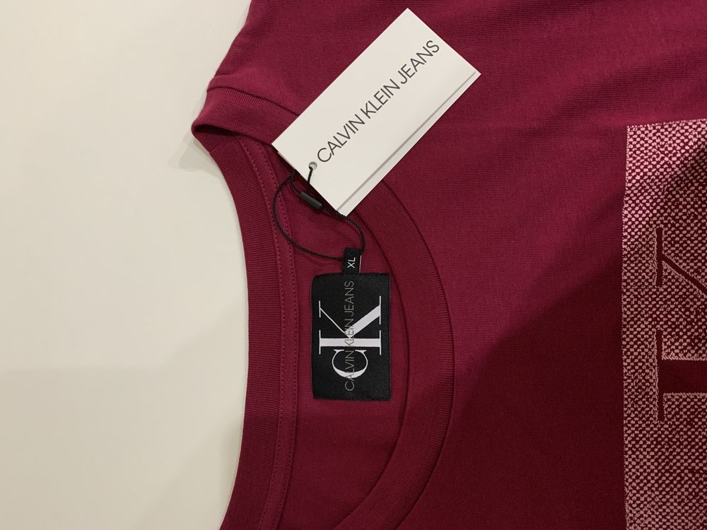 T-shirt Calvin Klein NOWY