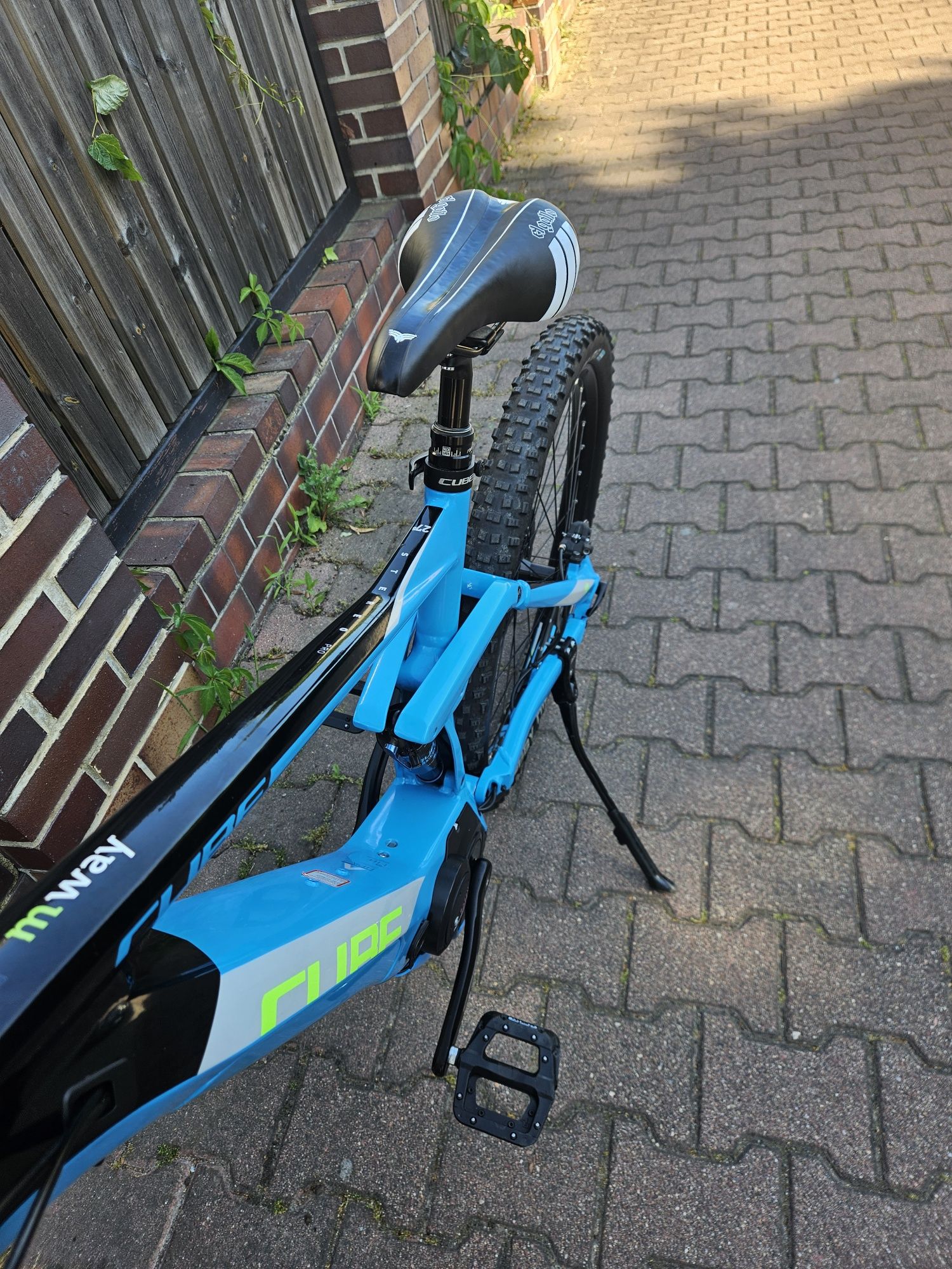 Rower elektryczny full mtb Cube stereo 140 ładny