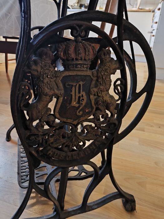 Husqvarna Freja maszyna do szycia,antyk,XIX/XX wiek