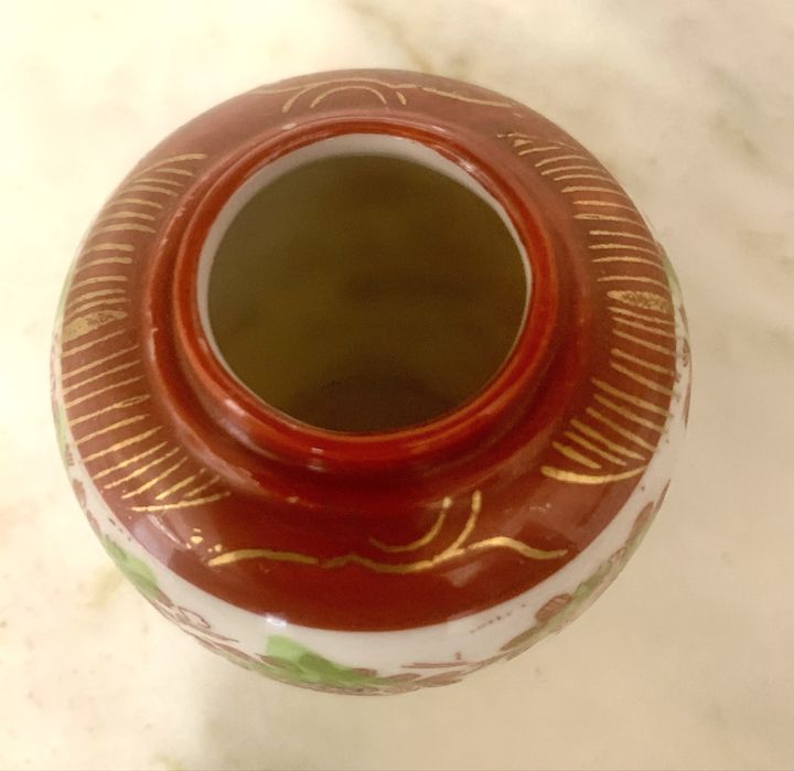 pote asiático (ginger jar)