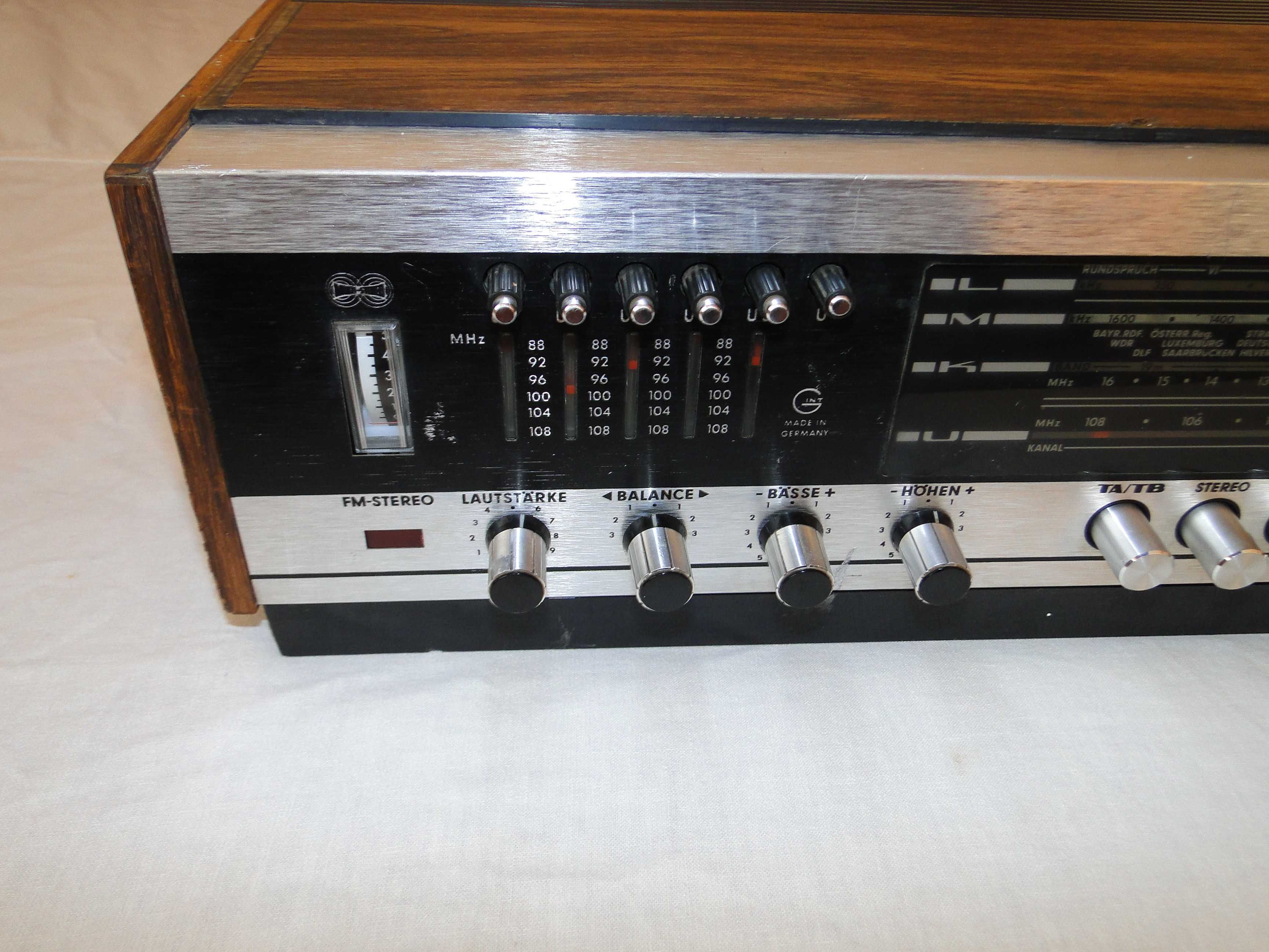 Amplituner GRUNDIG RTV 380