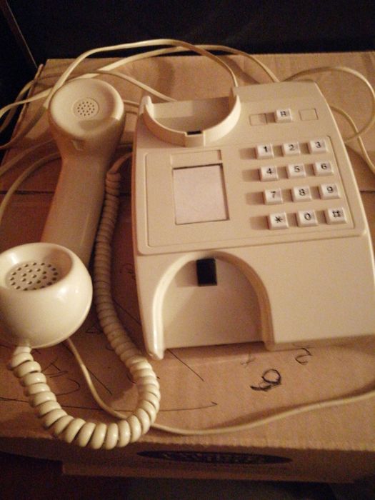 Telefone antigo como novo