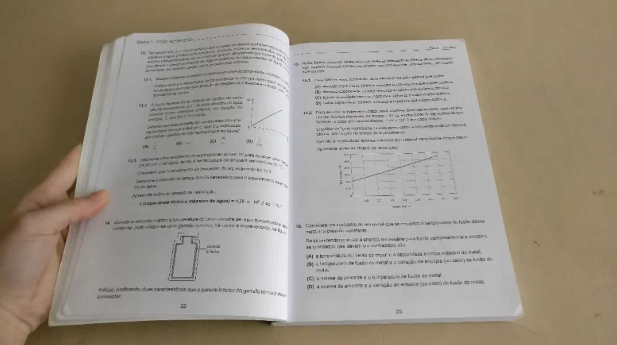 Física e Química A Questões de Exames Nacionais (10.º e 11.º Anos)