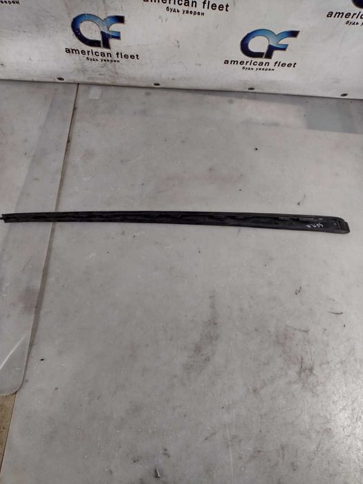 Hyundai Sonata 15-19 Молдинг лобового стекла правый, левый / Соната