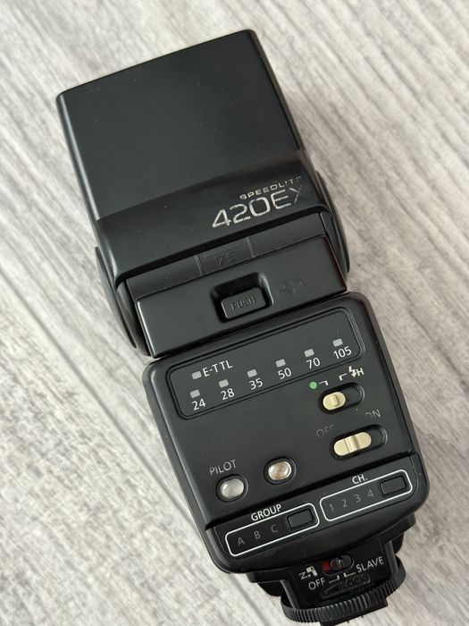 Спалах Canon 420 EX