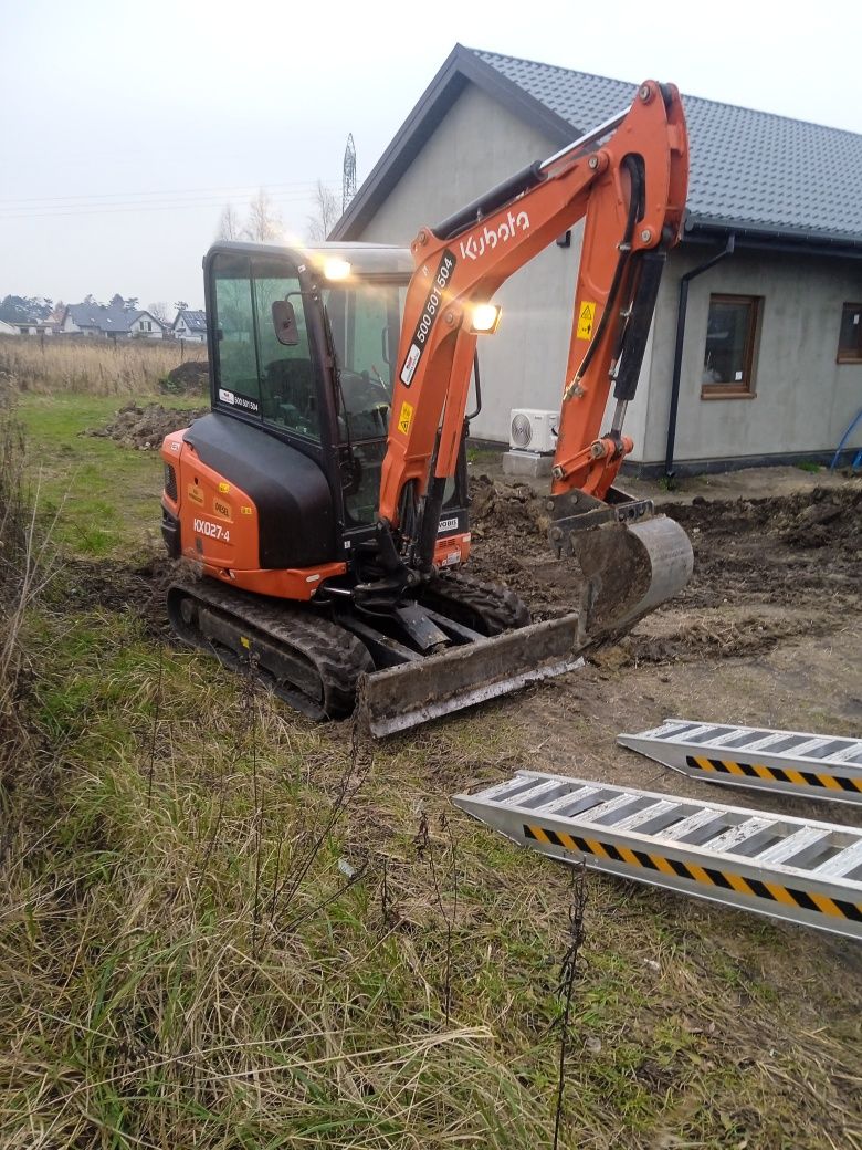 Zakładanie trawników separacja koszenie