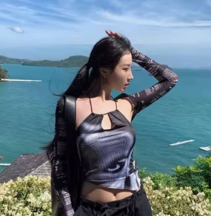 легка блуза , топ plt сітка