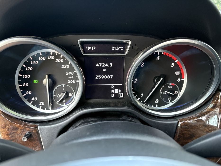 Mercedes benz ml250 2012