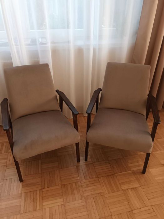 Fotel PRL po renowacji