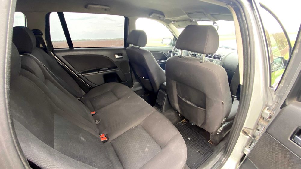 Ford Mondeo 2004 III покоління (FL) • 2.0TDCi MT (130 к.с.) • Base